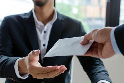 The Classy Quit: How to Resign without Burning Bridges