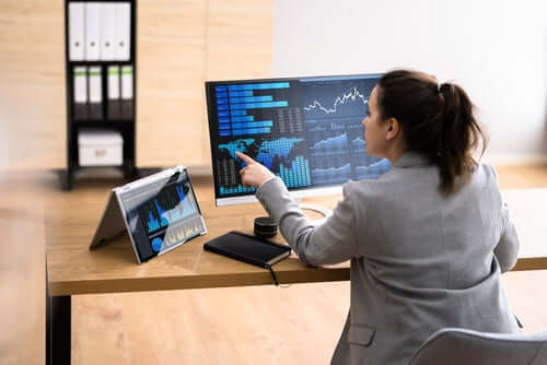 InfoTrack AML/CTF Compliance Centre platform helping Australian law firms manage AUSTRAC Tranche 2 obligations with automated workflows and compliance tools.